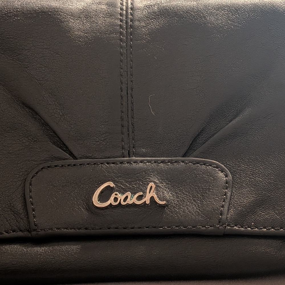 Coach Gallery Black Wristlet